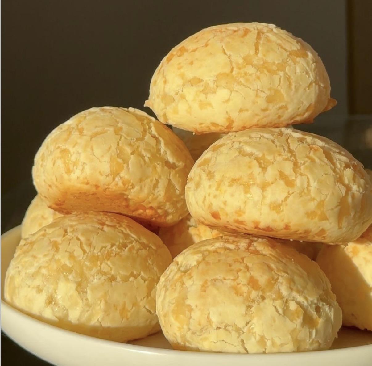 Mineirin - Pão de Queijo calentito y casero.